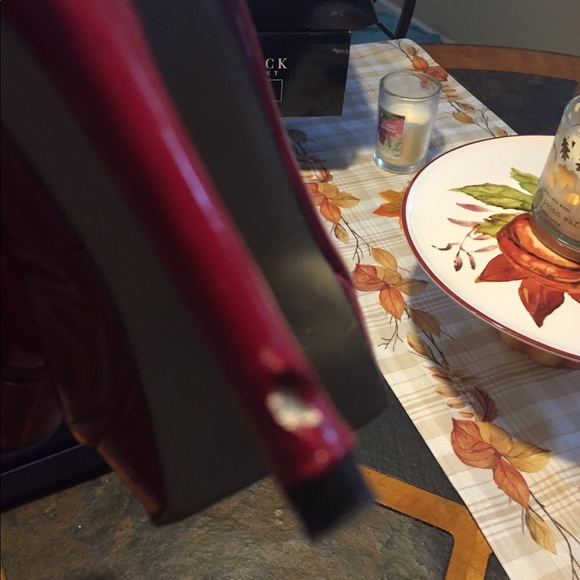 Shoes - Picture 4 of 5